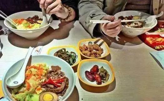 今日晚餐吃瓜群众,吃瓜群众热议新瓜