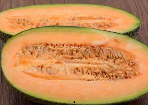 吃哈密瓜的女生有点黑,独特魅力